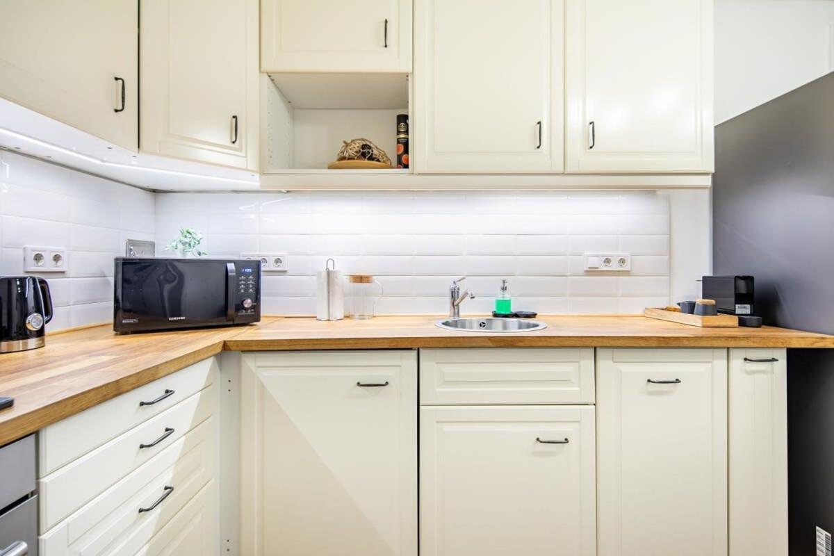 Convenient Apartment At Gastro Driven Location Budapest Exterior photo